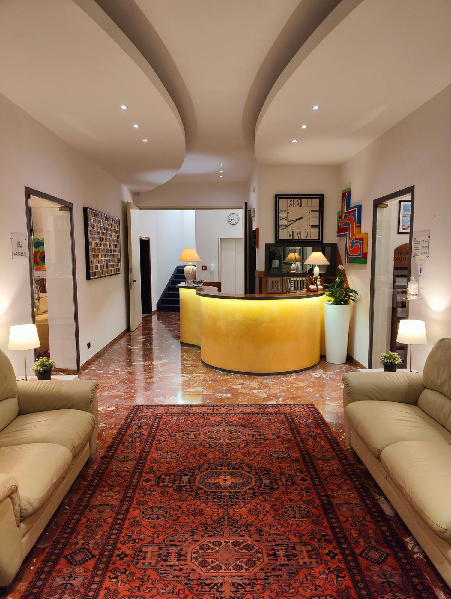 Hotel Gambrinus Лидо ди Йезоло Екстериор снимка